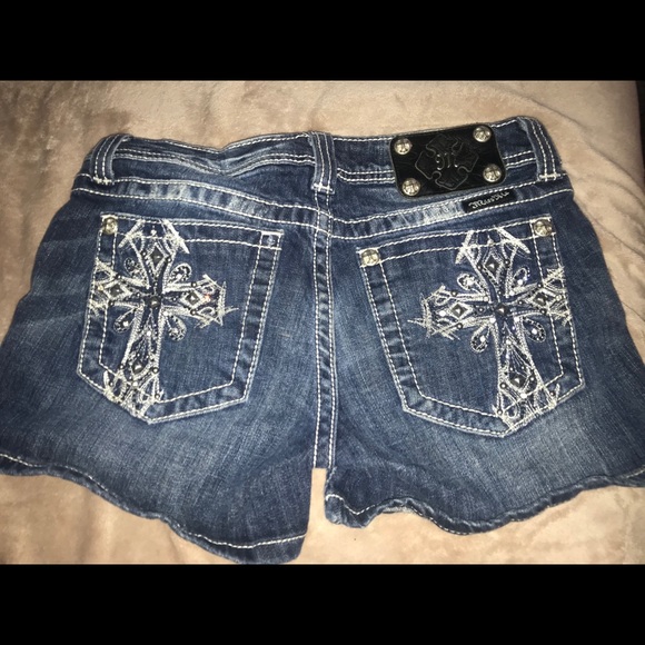 Cute name brand shorts - Picture 5 of 12